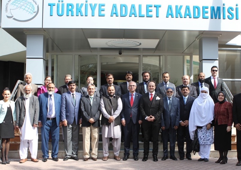 Pakistan judicial delegation visits Turkey