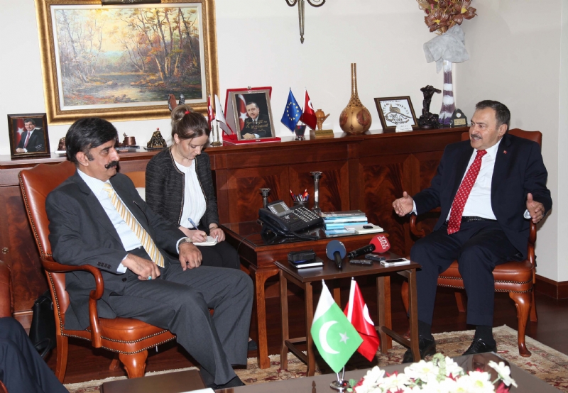 Turkish private sector construction companies apprised of investment opportunities in Pakistan’s energy sector