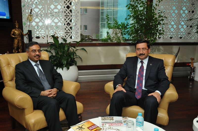 Ambassador Sohail Mahmood discusses cultural cooperation during visit to Keçiören Municipality