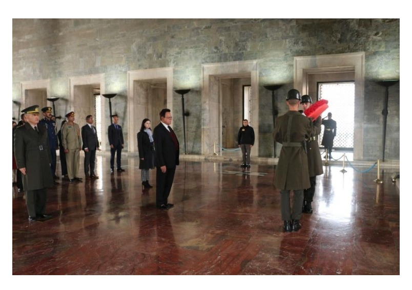 PAKISTAN’S NEW AMBASSADOR PAYS TRIBUTE TO ATATURK