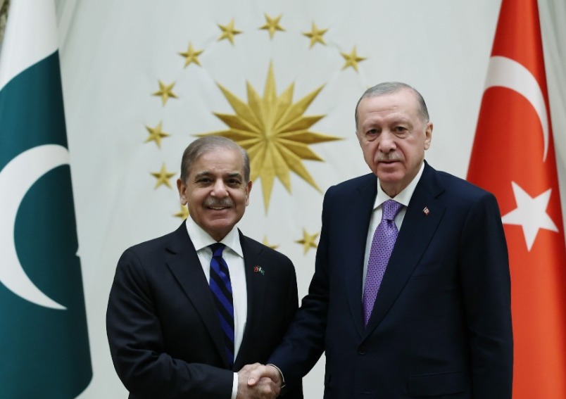 PRIME MINISTER MUHAMMAD SHEHBAZ SHARIF AND PRESIDENT RECEP TAYYIP ERDOĞAN HOLD BILATERAL MEETING IN ANKARA