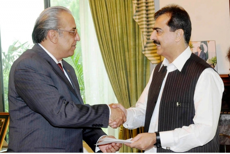 PAKISTAN’S AMBASSADOR TO TURKEY PRESENTS CHEQUE OF US$1.8 MILLION COLLECTED BY EMBASSY