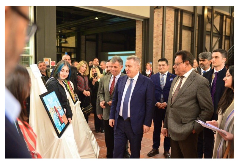 PRIZE DISTRIBUTION CEREMONY OF CHUGHTAI ART AWARDS 2022 HELD IN ADANA.