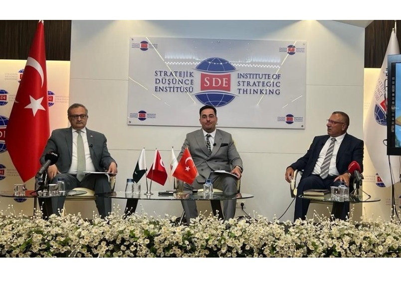 INSTITUTE OF STRATEGIC THINKING (SDE) HOLDS A SEMINAR ON KASHMIR